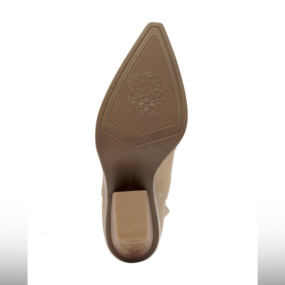 Vince Camuto Gwenola Ankle Boot - Picture 7 of 7